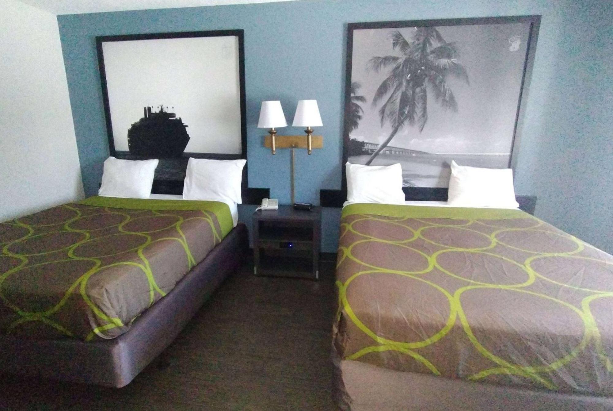 Super 8 Motel By Wyndham Near Fort Lauderdale Arpt Dania Beach Exterior foto