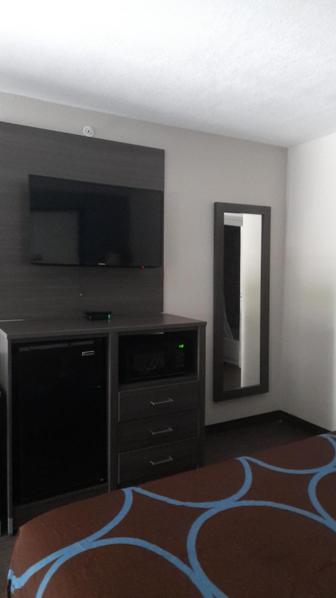 Super 8 Motel By Wyndham Near Fort Lauderdale Arpt Dania Beach Exterior foto