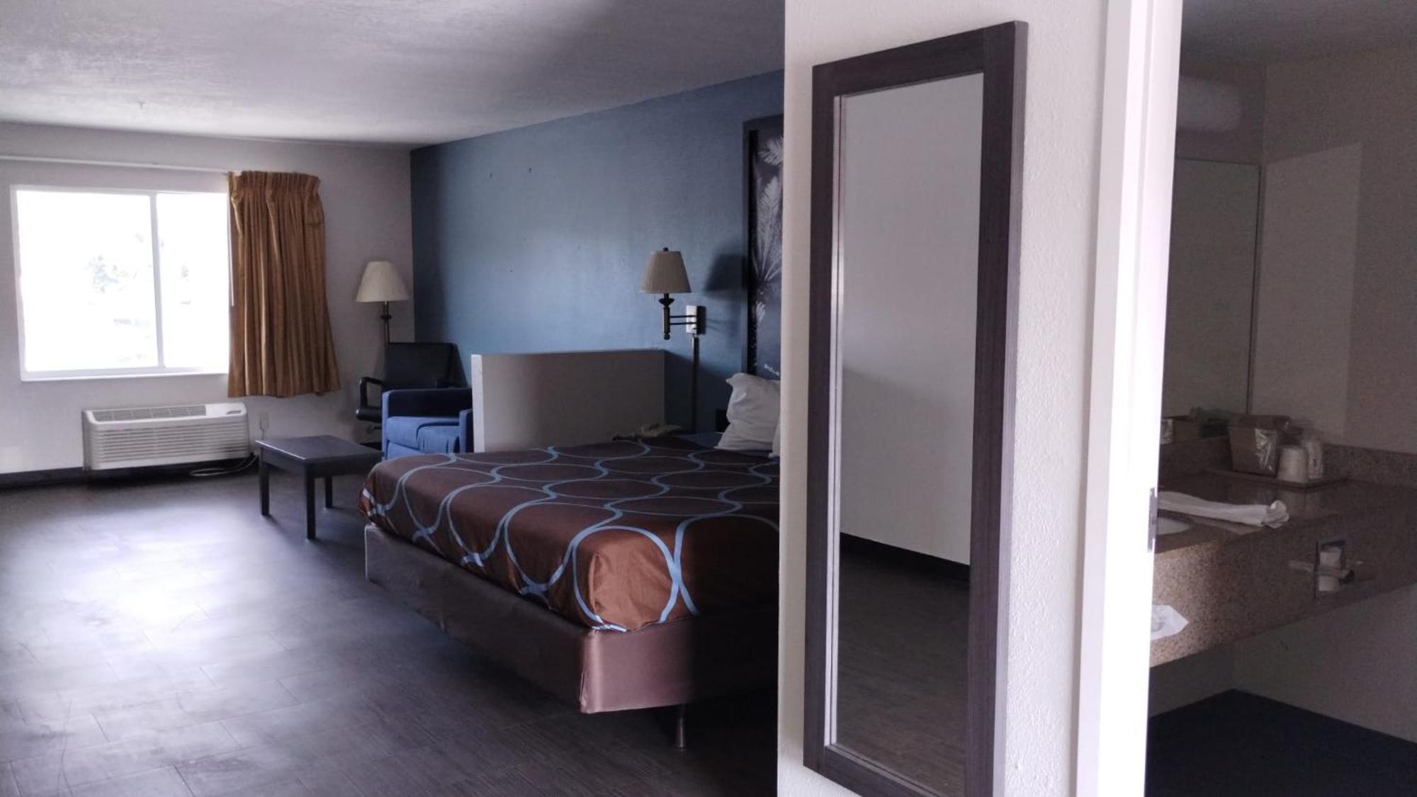 Super 8 Motel By Wyndham Near Fort Lauderdale Arpt Dania Beach Exterior foto
